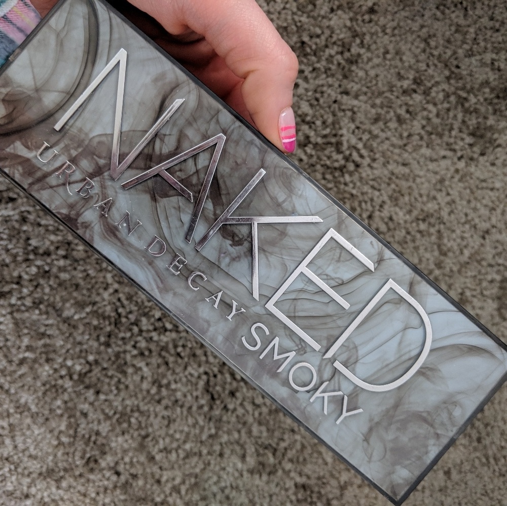 Urban Decay Naked Smokey